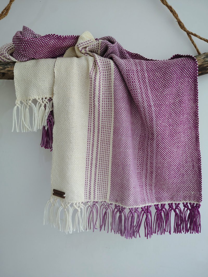 Pashminas tejidas en telar Awawe artesanales